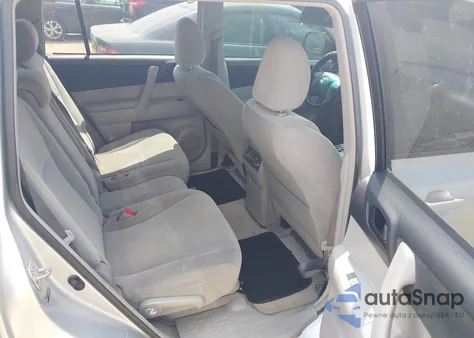 2010 Toyota Highlander Base V6 from USA, damaged, VIN 5TDZK3EH4AS001359